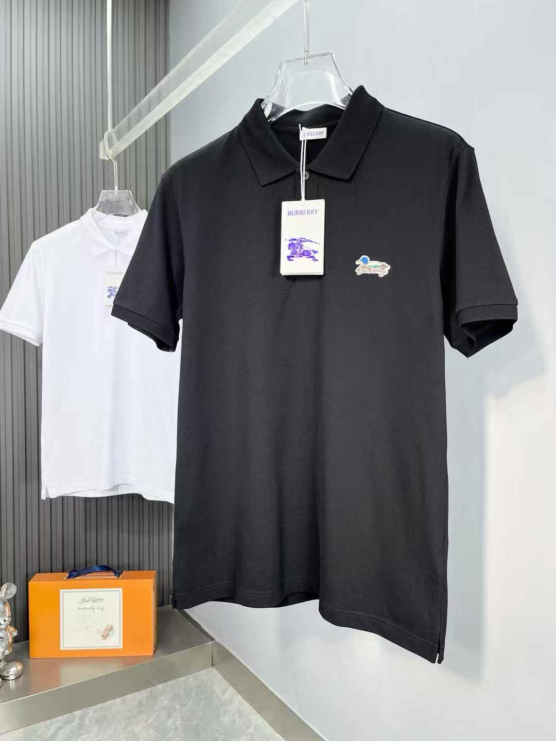 Burberry logo-patch cotton polo shirt in black