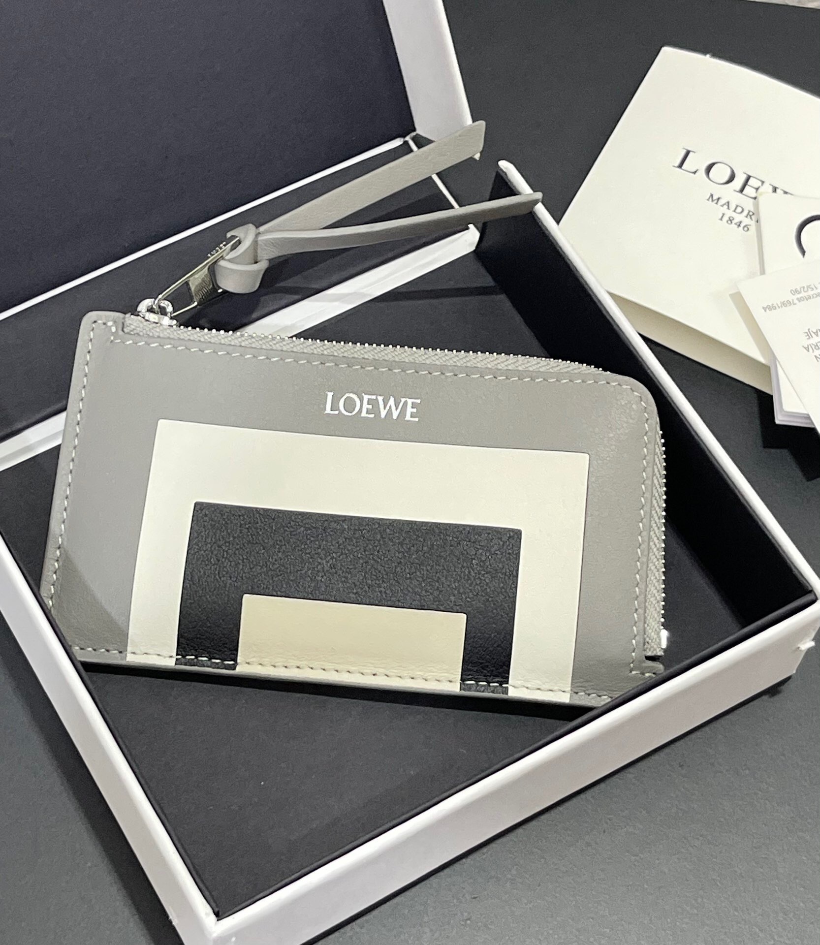 Loewe Pebble coin cardholder in nappa calfskin leather