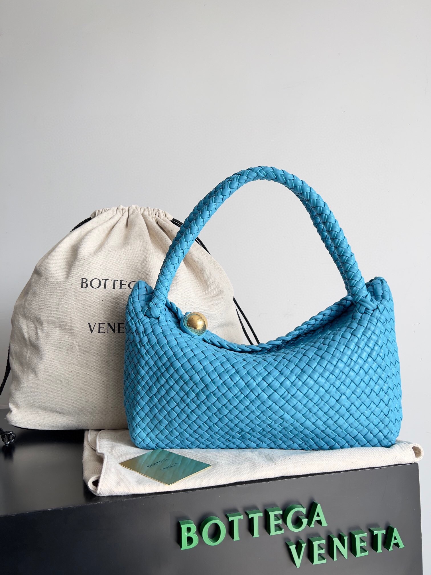 Bottega Veneta Tosca shoulder bag in a sky blue color