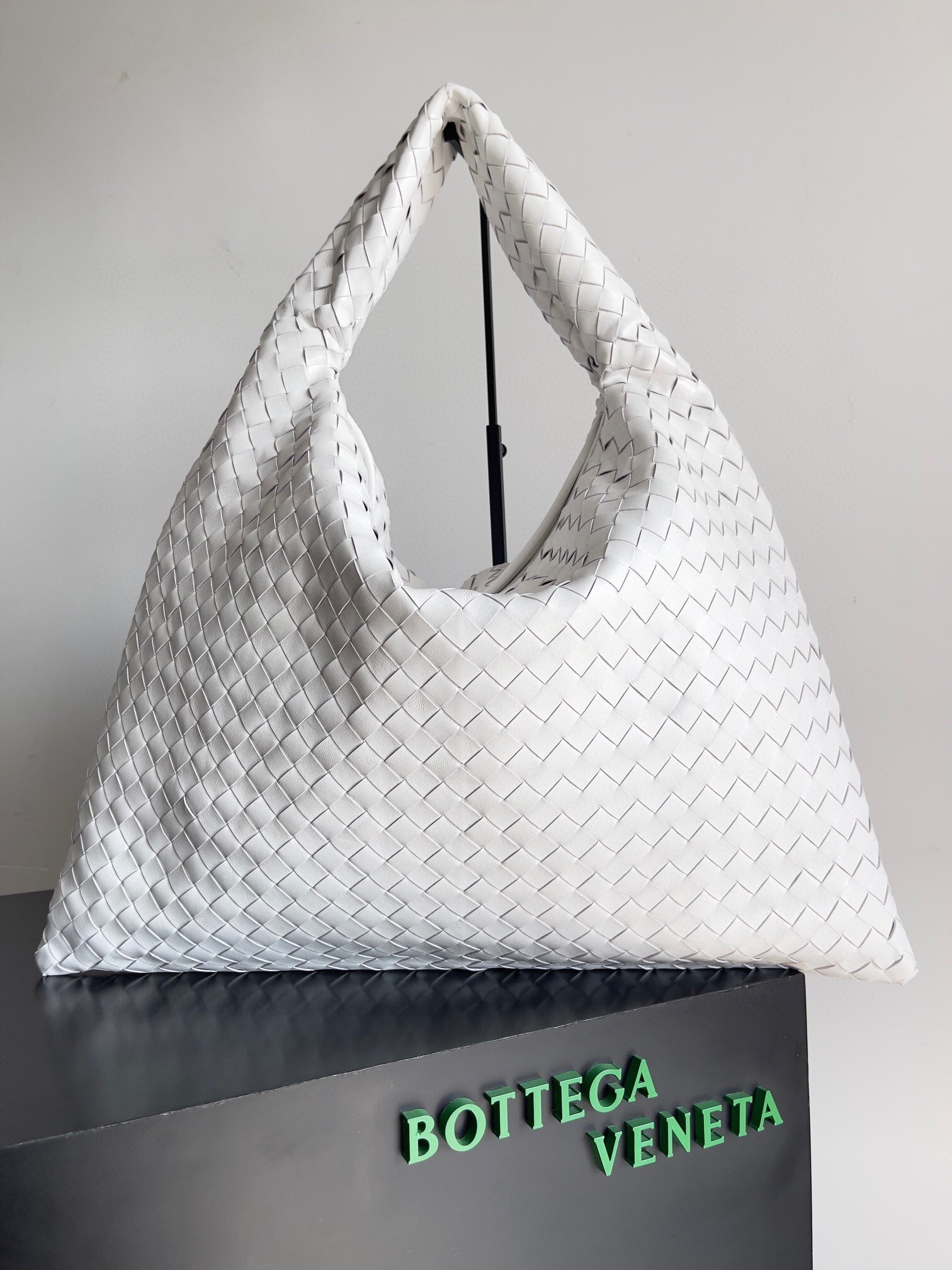 Bottega Veneta Large Hop bag in white leather