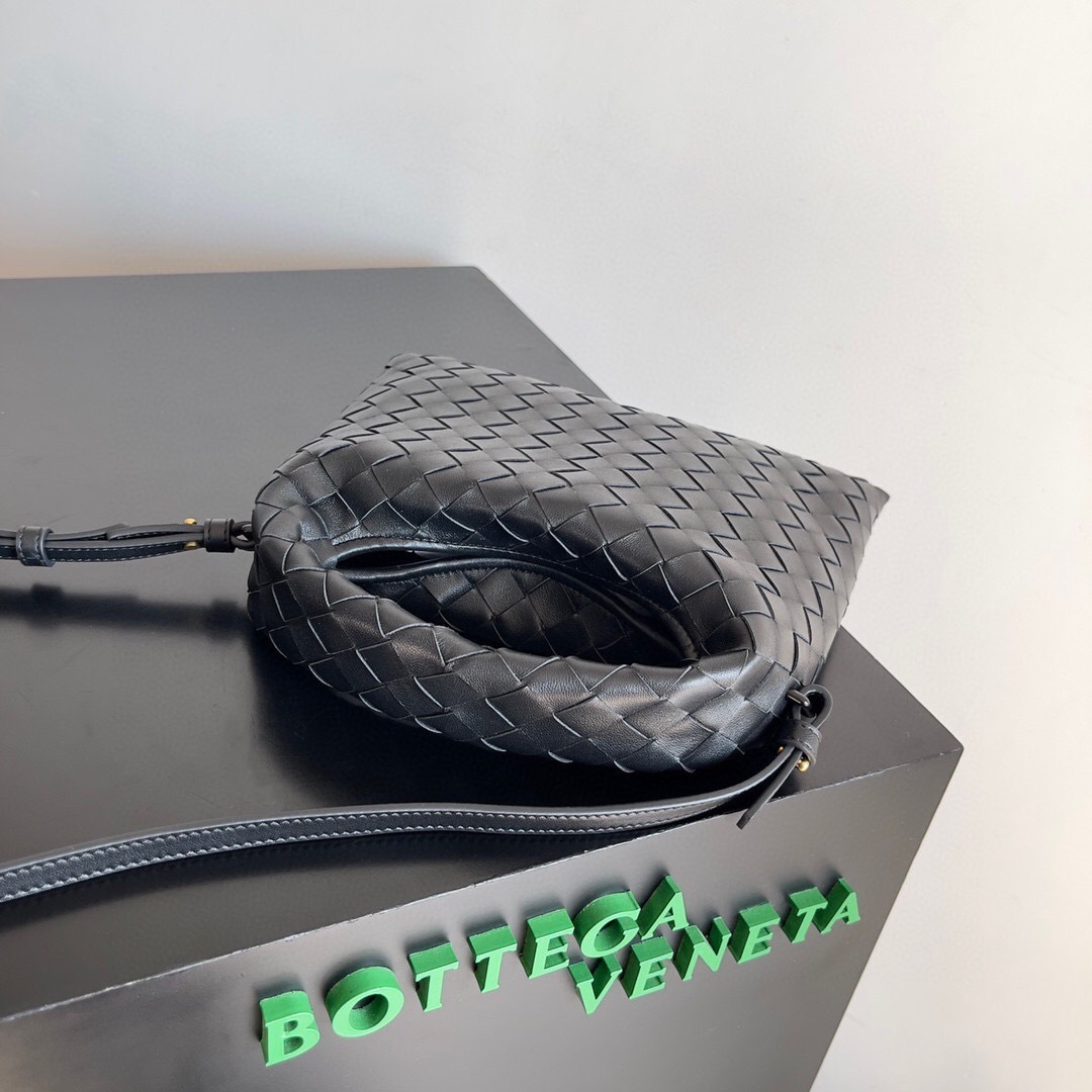 Bottega Veneta Mini Hop bag in black leather