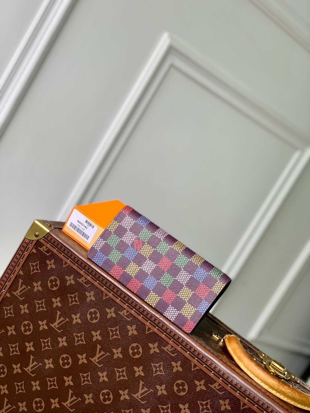 LV Portefeuille Brazza bi-fold long wallet in the multicolored Damier canvas