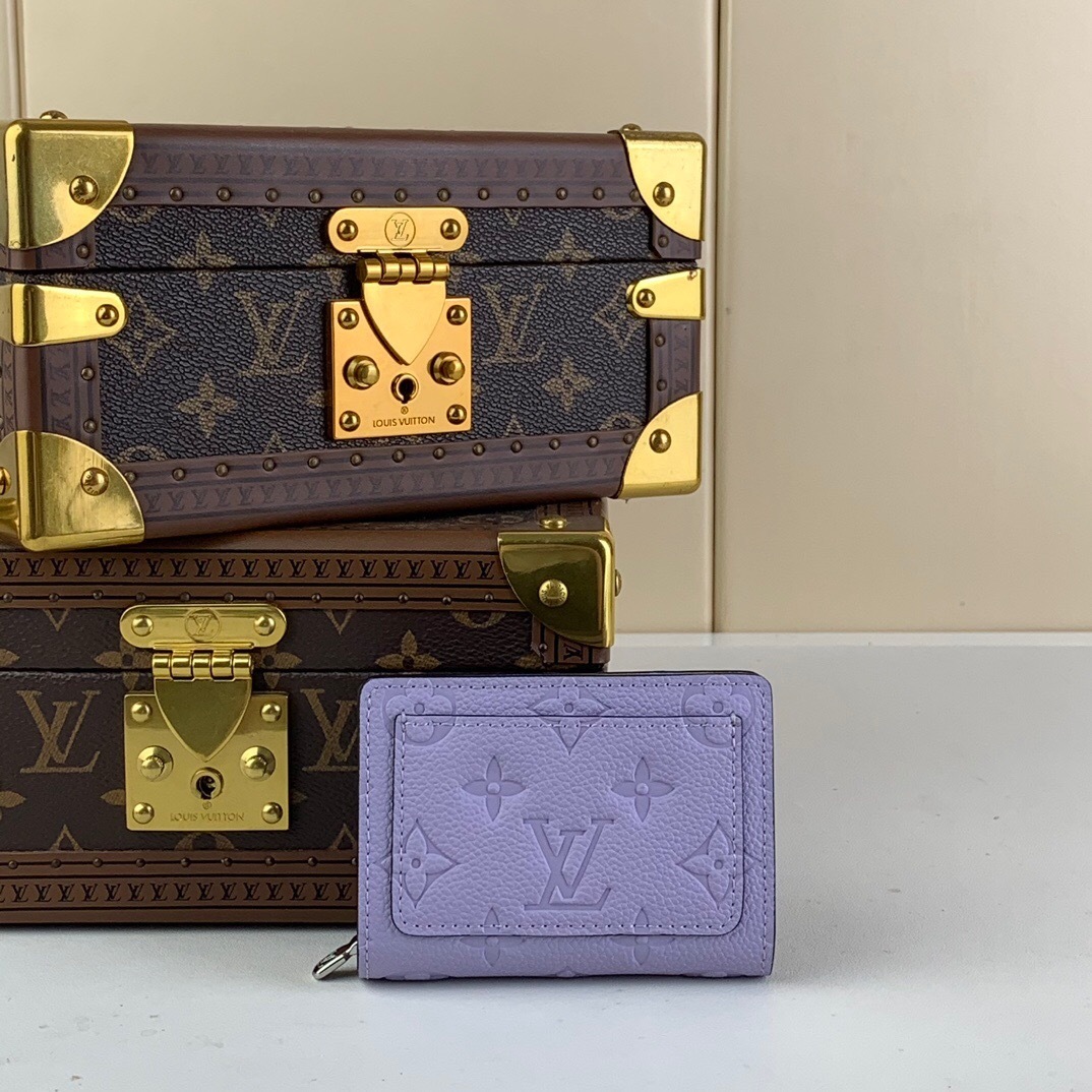 LV Lisa Wallet in Monogram Empreinte leather