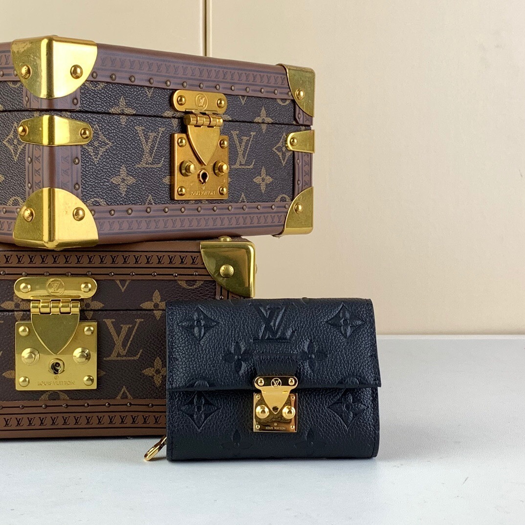 LV Métis Compact Wallet in black Monogram Empreinte calf leather