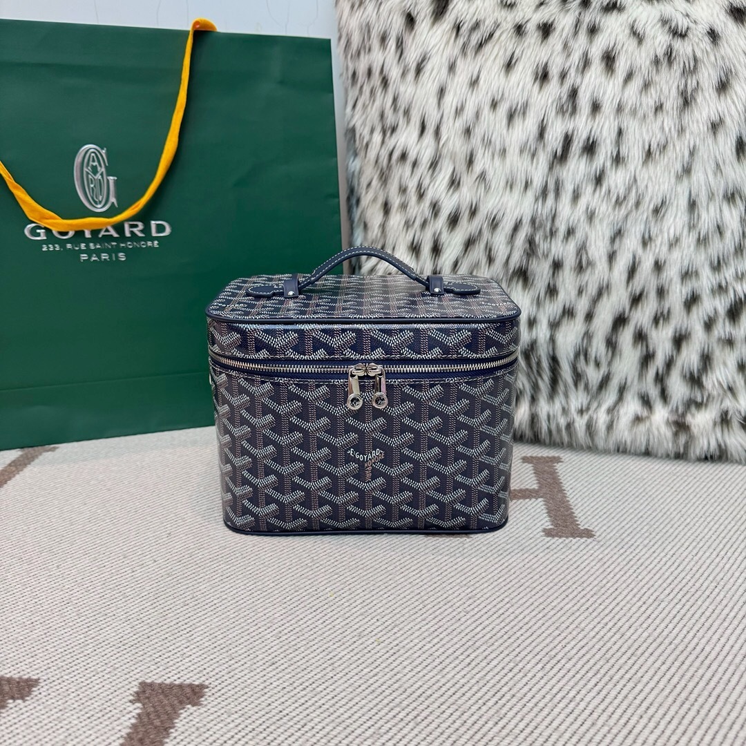 Goyard Muse Vanity Case in navy blue with the signature Goyardine canvas