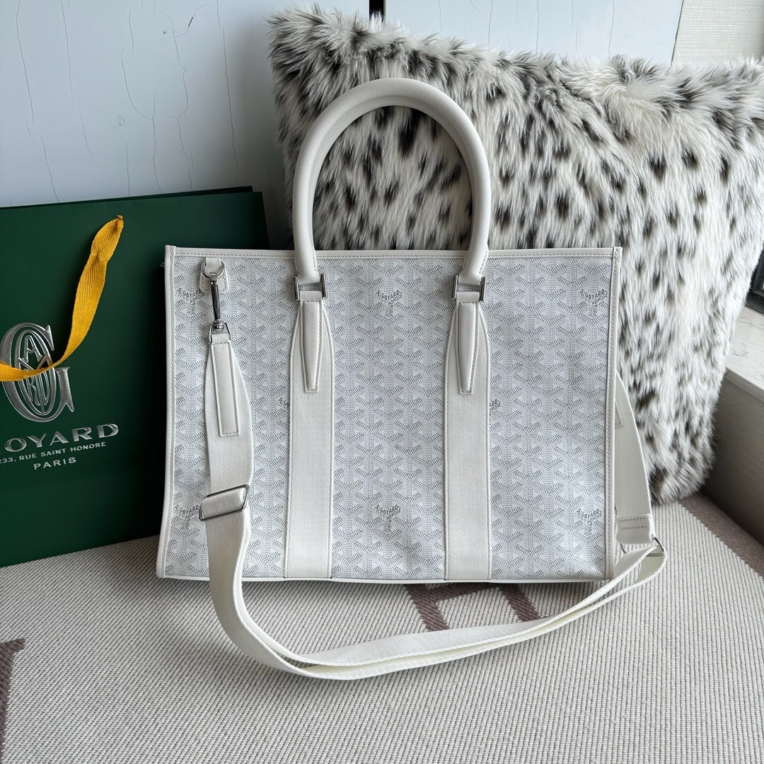 Goyard Morvan document case in white Goyardine canvas