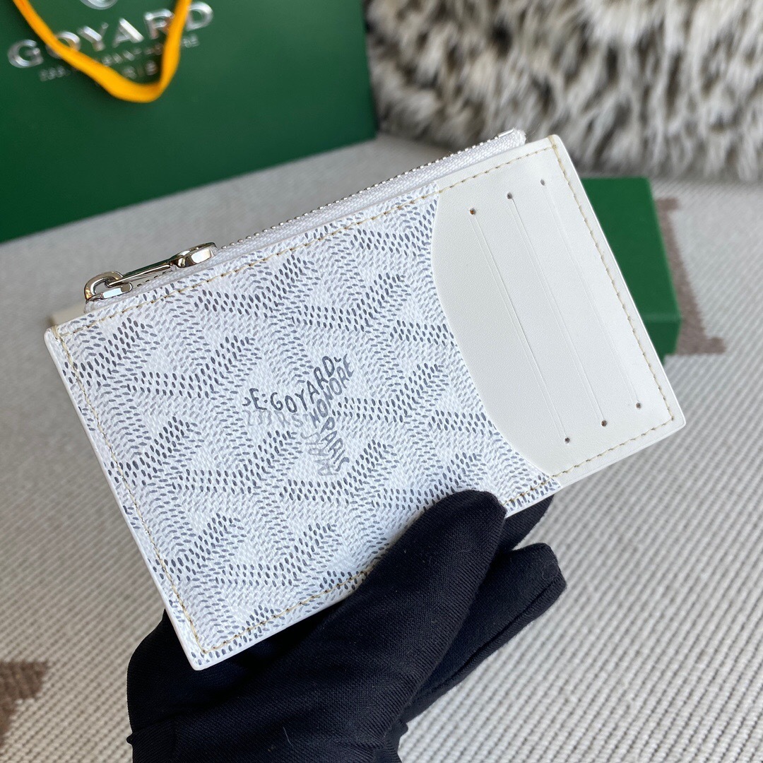 Goyard Bourbon Zipped Card Holder in white with the signature Goyardine monogram pattern