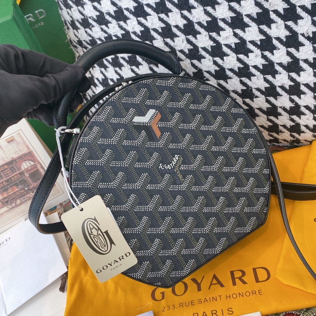 Goyard Alto Hatbox Trunk Bag in black Goyardine canvas