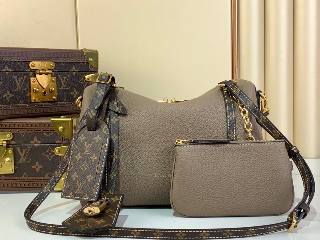 LV Express PM shoulder bag in calfskin leather