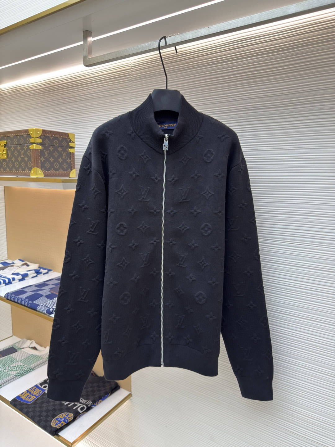 LV 1AHCLN Embossed Monogram Jersey Tracksuit Top