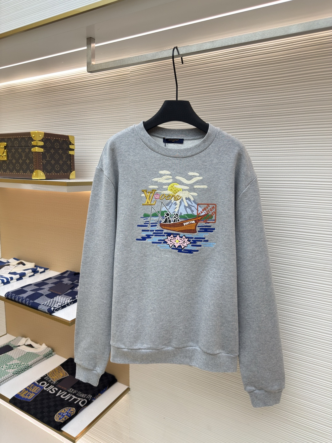 LV 1AIMM7 Embroidered Sweatshirt