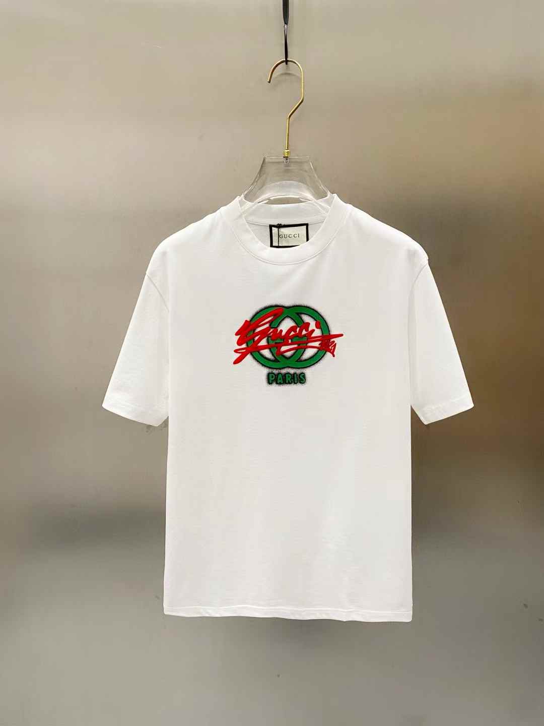 Gucci Logo cotton T-shirt in white with a green and red logo print