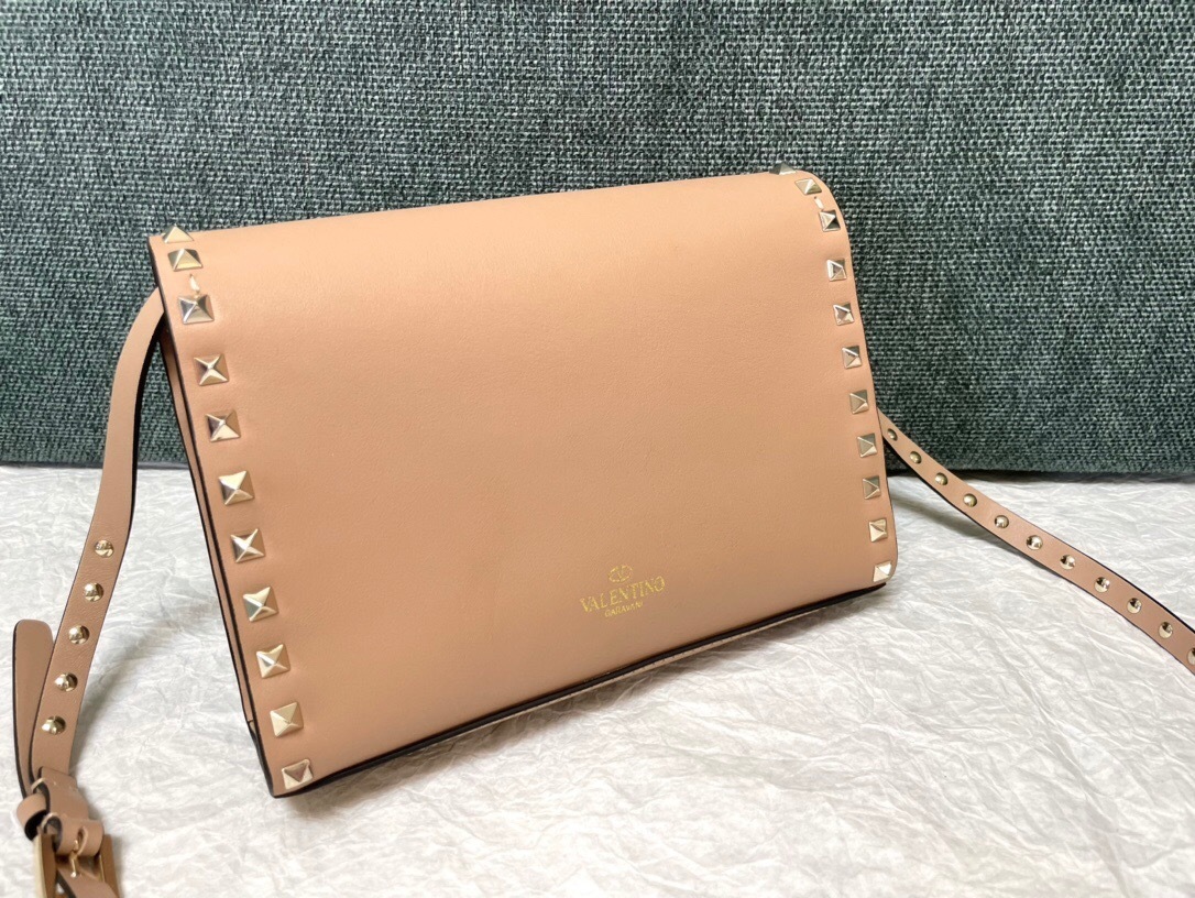 Valentino Garavani Rockstud crossbody bag