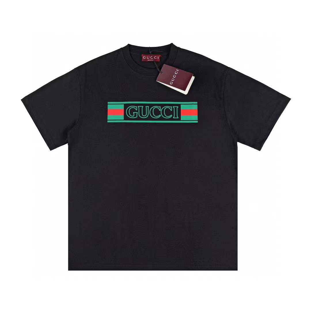 Gucci T-shirt with the classic logo