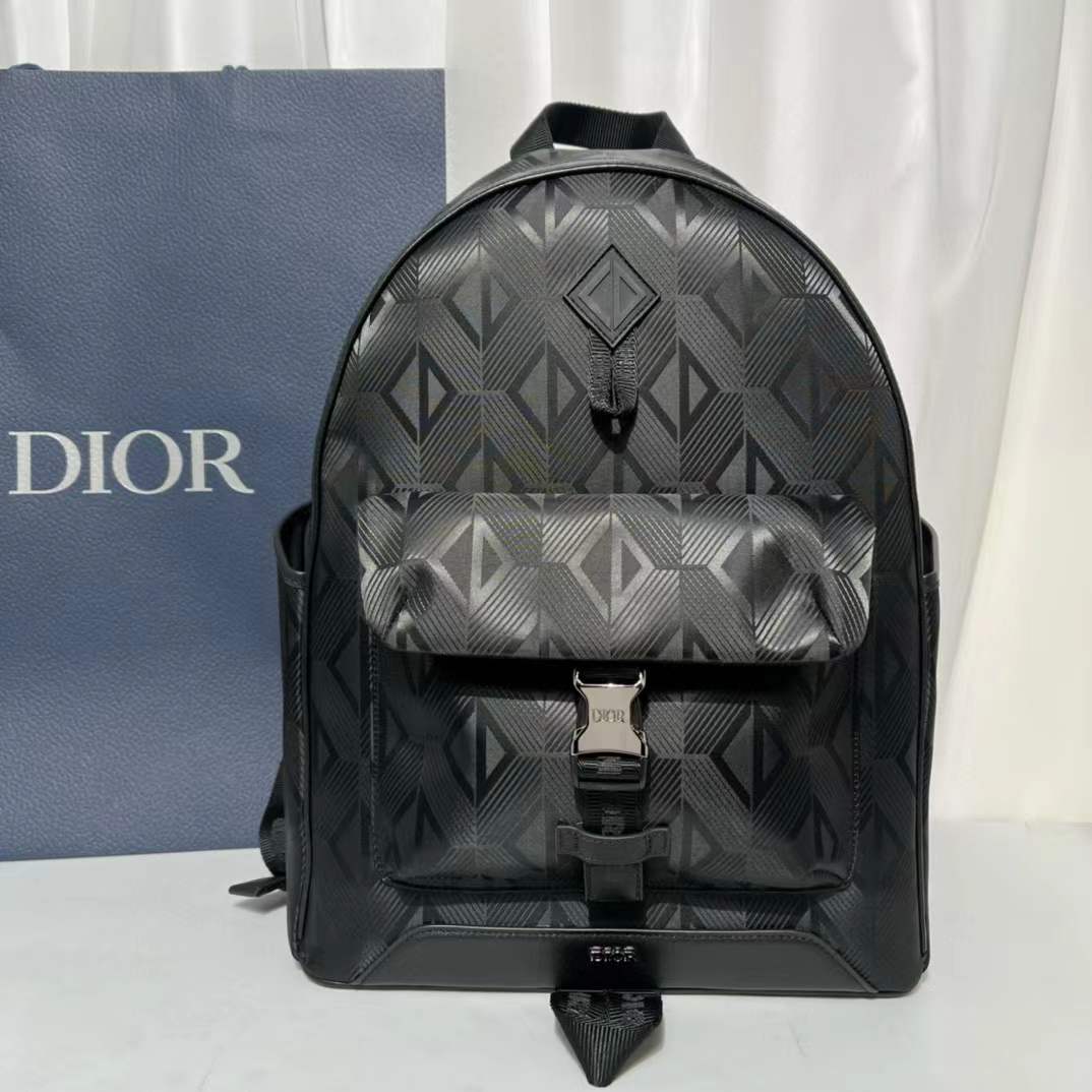 Dior Explorer backpack in black Oblique jacquard canvas with a Dior 8 buckle