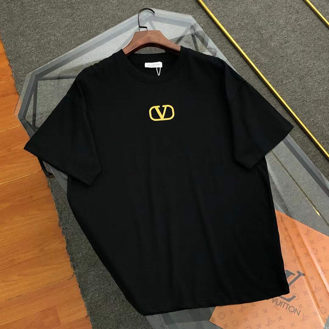 Valentino Garavani cotton T-shirt with a gold VLogo Signature patch