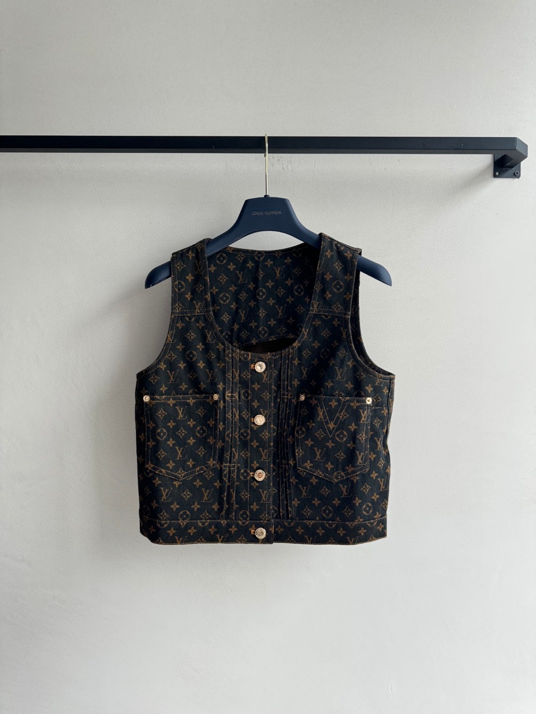 LV 1AIBF6 Monogram Denim Button Front Top