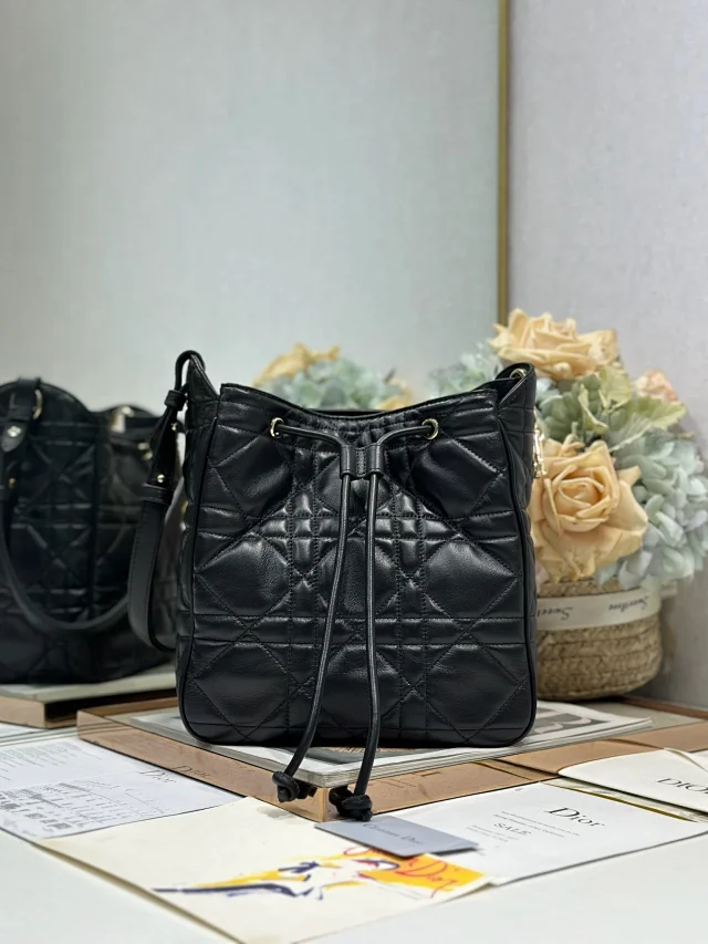 Dior Medium D-Motion Handbag in Black