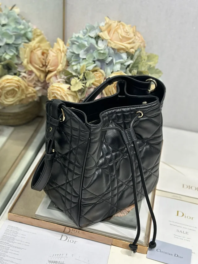 Dior Medium D-Motion Handbag in Black
