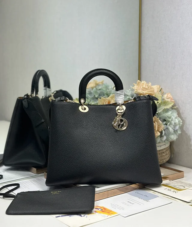 Dior Toujours Handbag (Large Black, Lychee Grain)