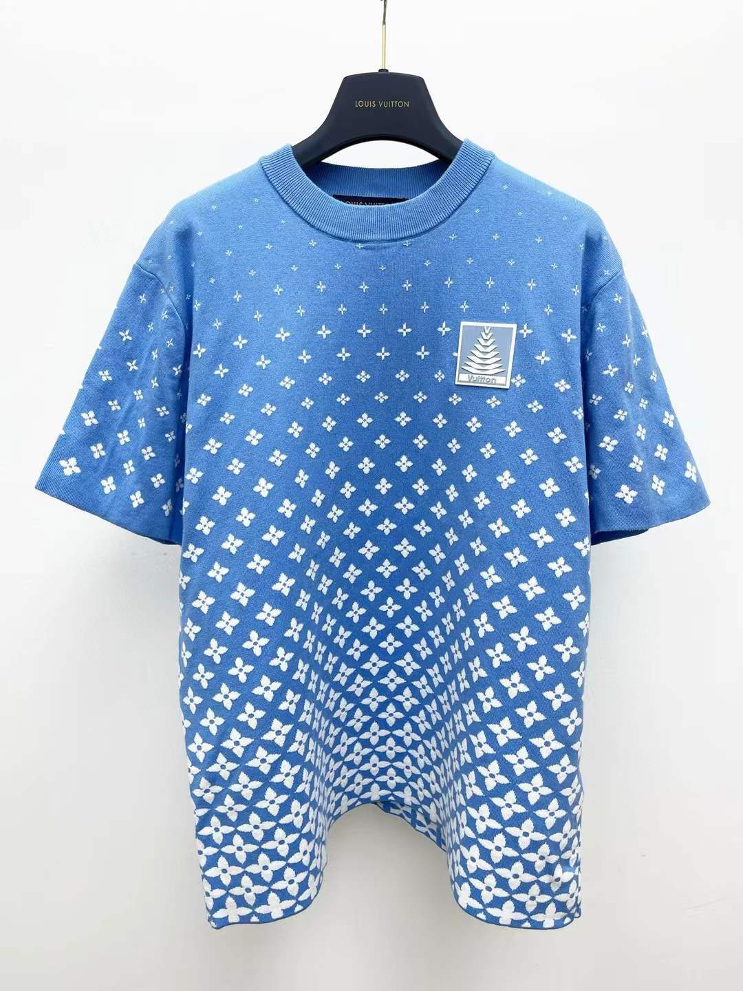 LV Knitted Cotton T-shirt in Sky Blue with a Snowflowers allover jacquard motif and an LV Fir Tree patch on the chest