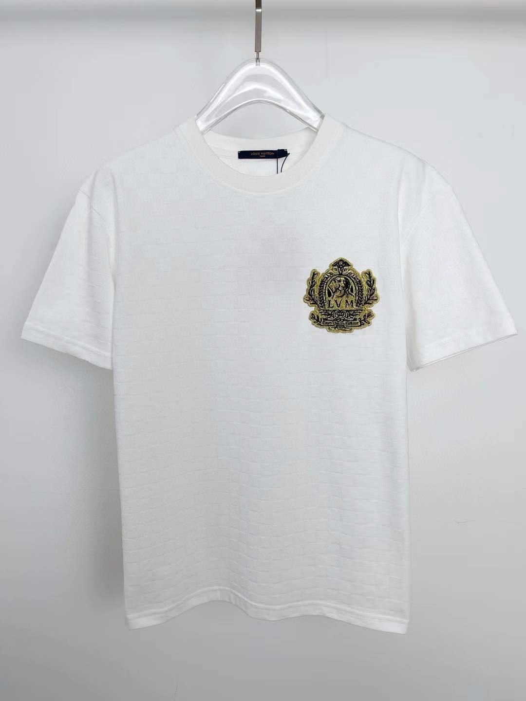 LV cotton t-shirt with a heraldic DG logo patch.