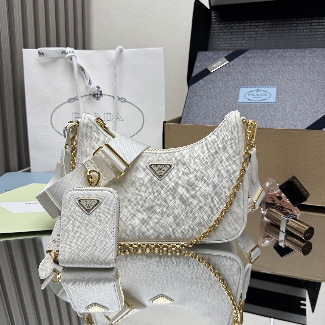 Prada Re-Edition 2005 Saffiano leather bag white with gold-tone hardware