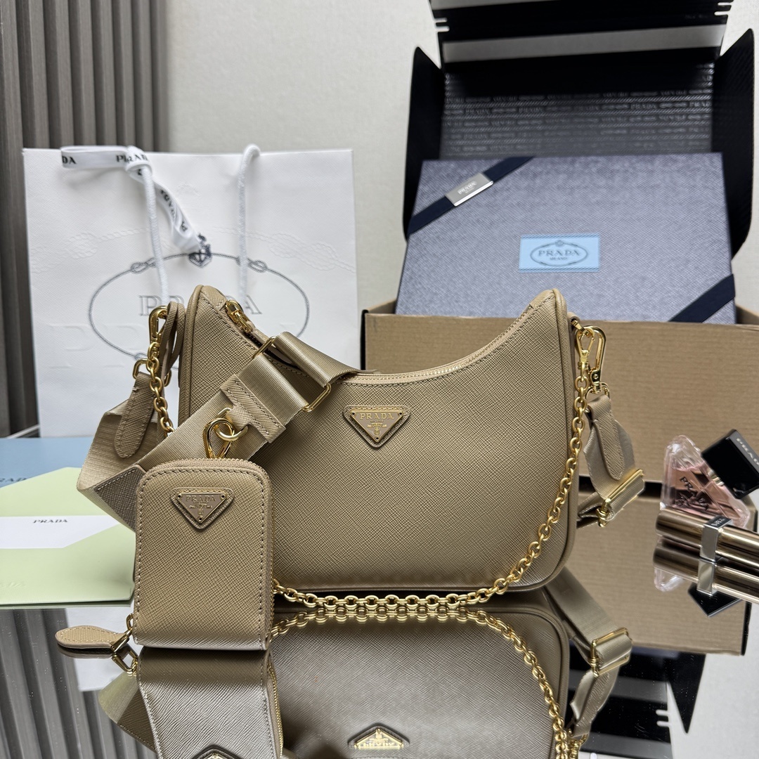 Prada Re-Edition 2005 Saffiano leather bag in a beige/cameo color
