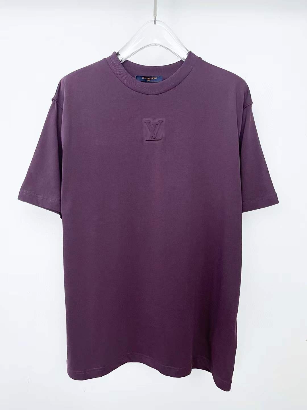 LV Embossed LV T-shirt in purple cotton jersey