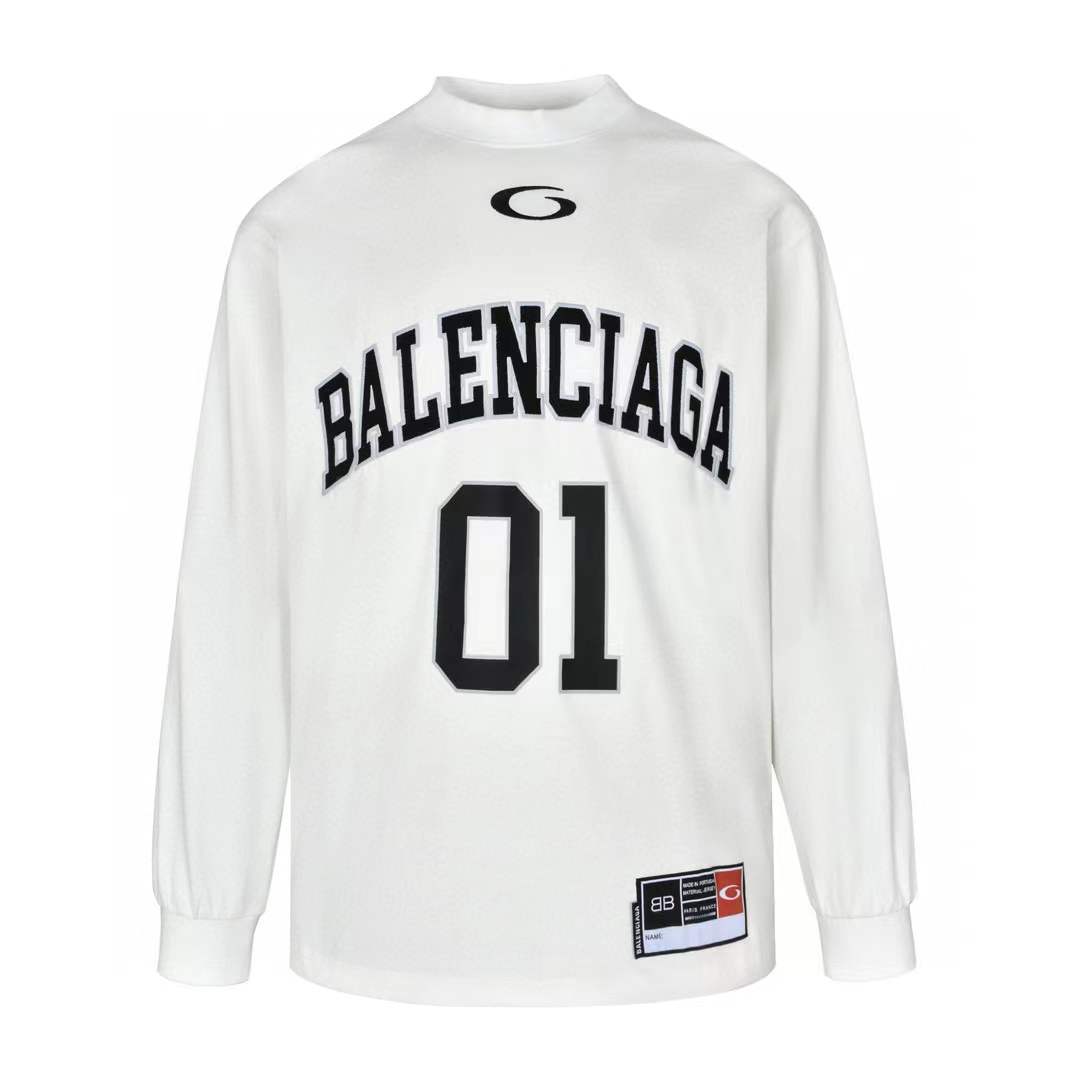 balenciaga sweater