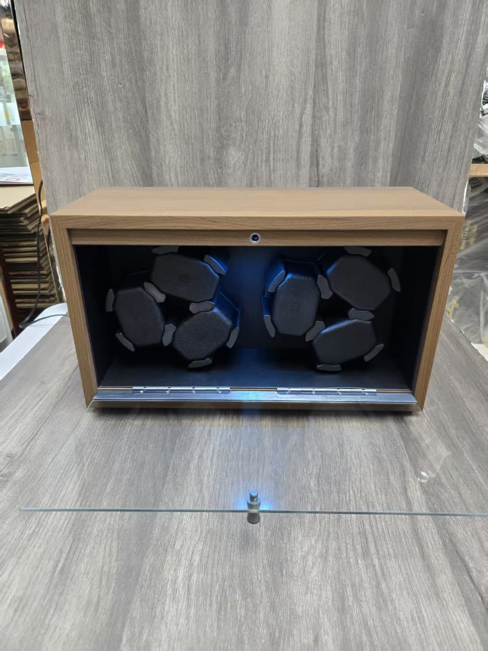 Klarstein Brienz 6 Watch Winder, an automatic watch winder designed to keep self-winding watches running