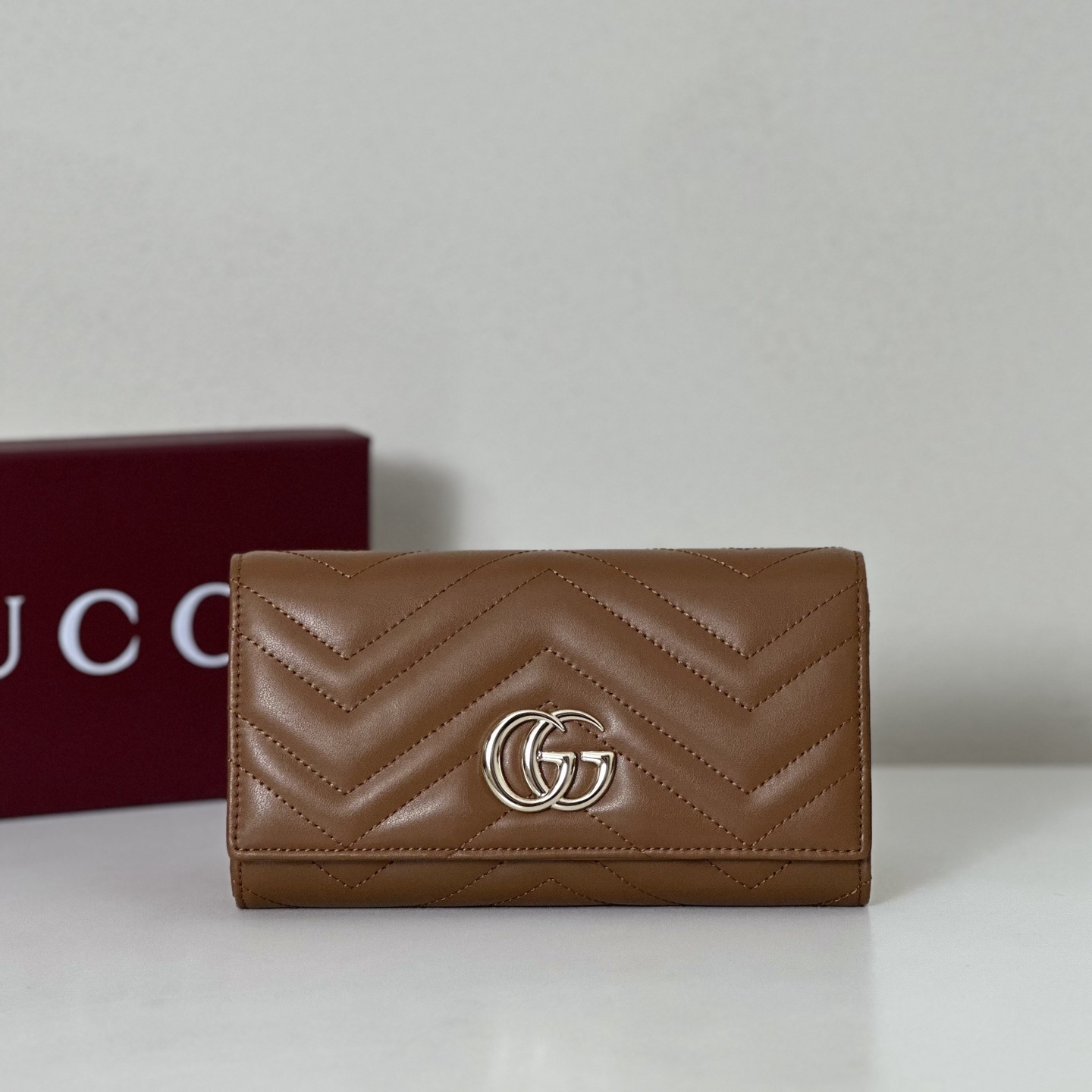 Gucci GG Marmont long wallet