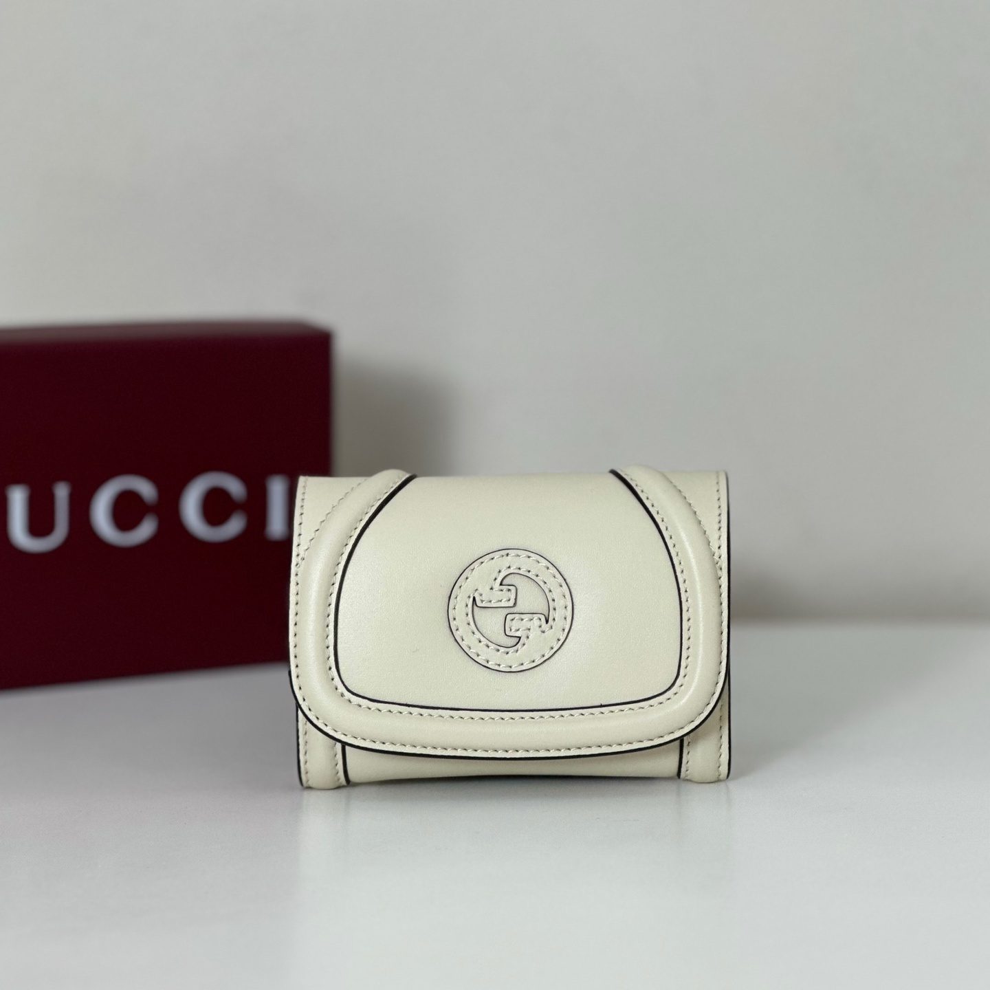Gucci Blondie mini bag or wallet the round Interlocking G logo