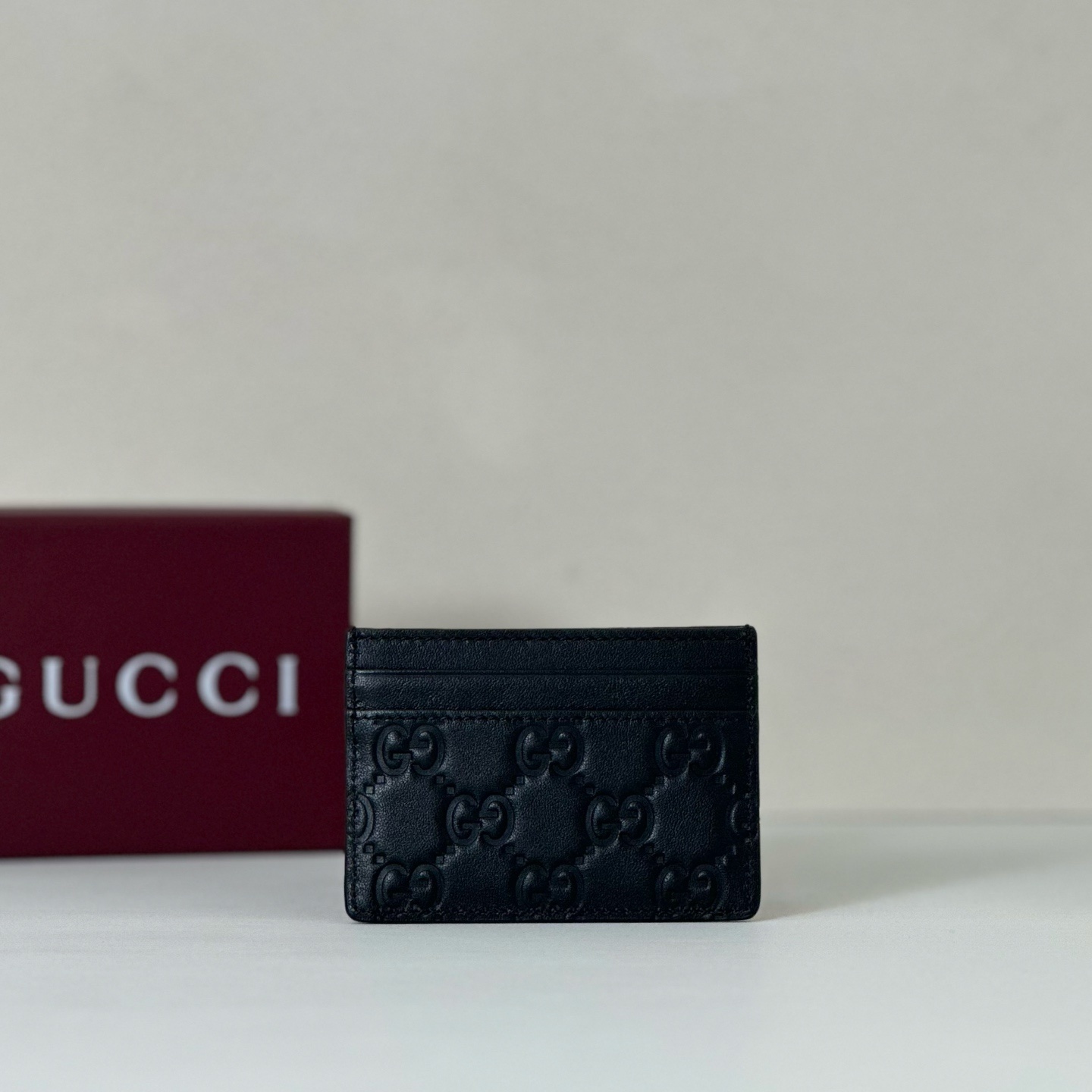 Gucci Microguccissima Signature leather card case in black