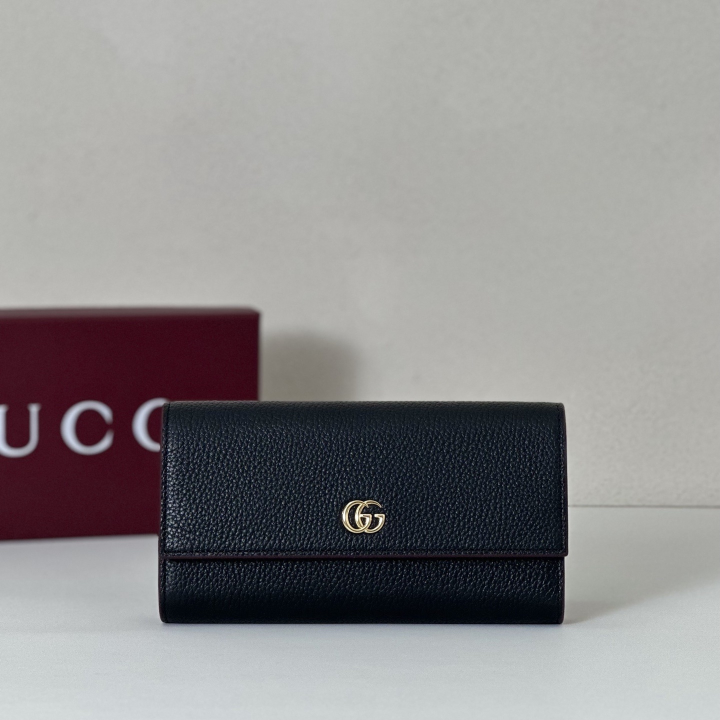 Gucci GG Marmont long wallet in black leather