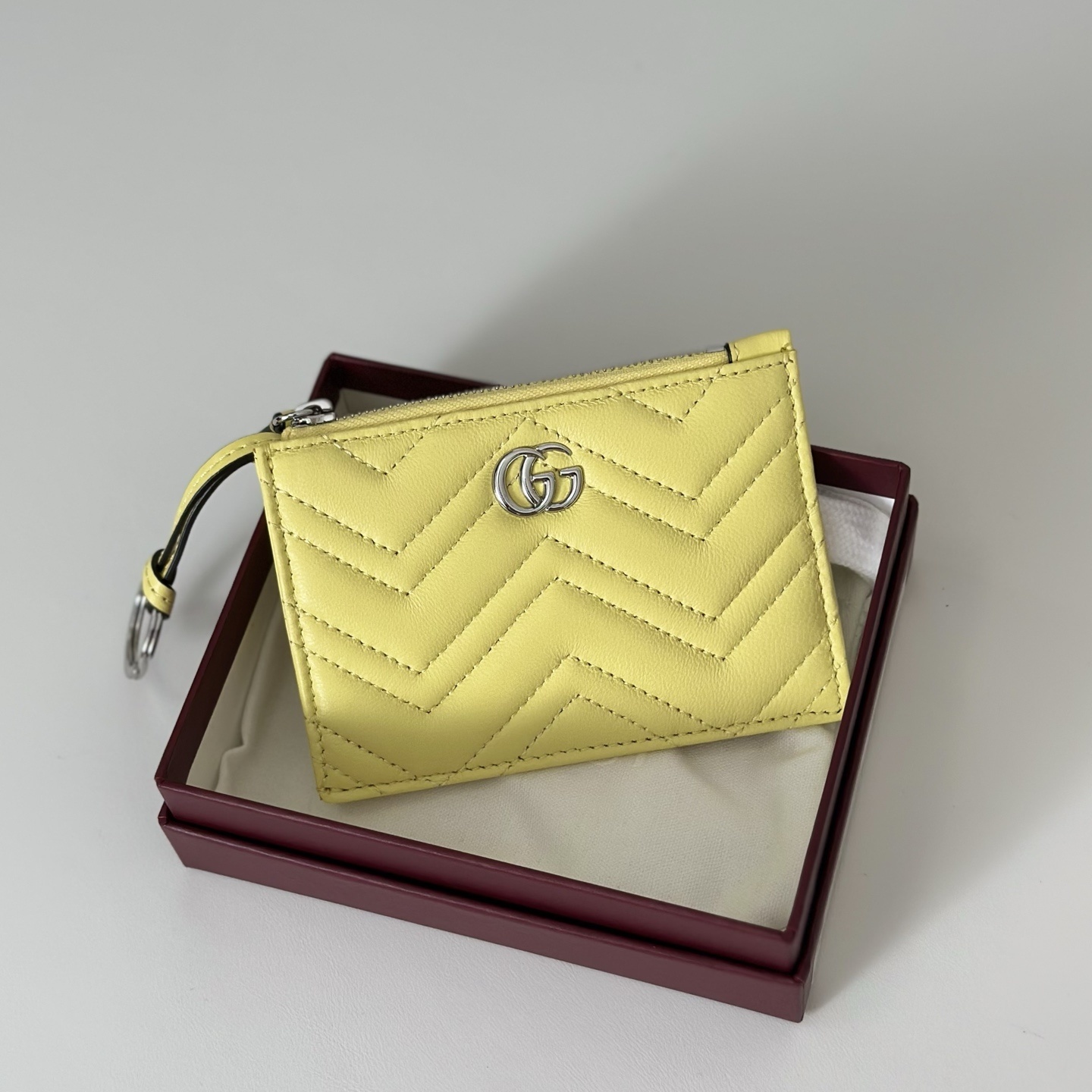 Gucci GG Marmont mini wallet in yellow matelassé chevron leather