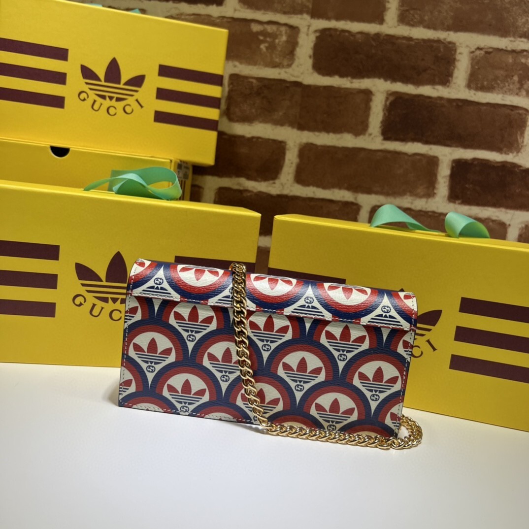 Gucci x adidas Horsebit 1955 shoulder bag in navy, red, and white leather