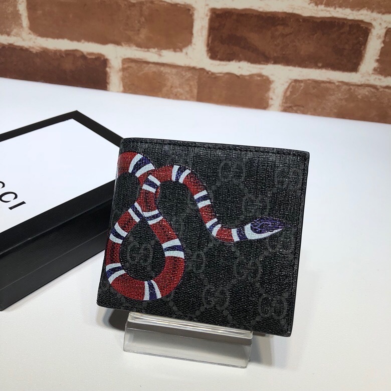 Gucci Kingsnake Print GG Supreme Bifold Wallet