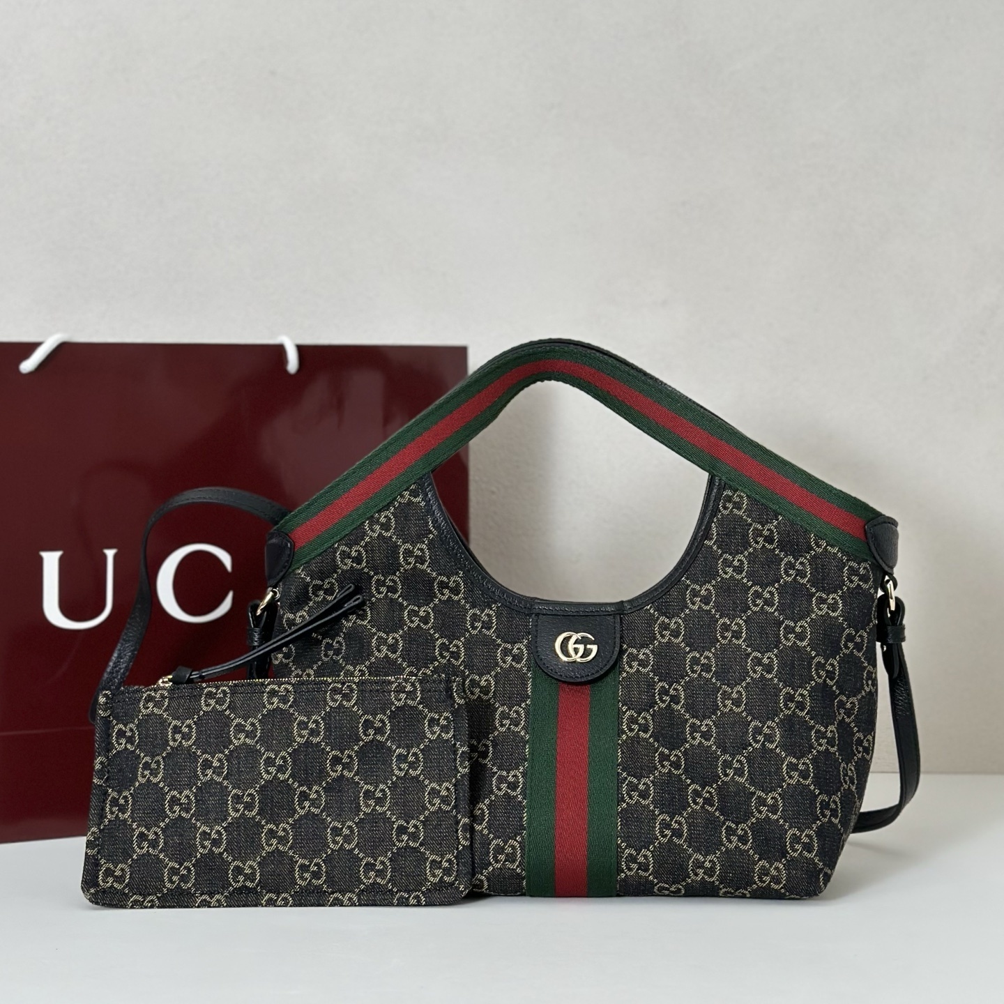 Gucci Giglio large tote bag in black GG canvas with green and red Web trim