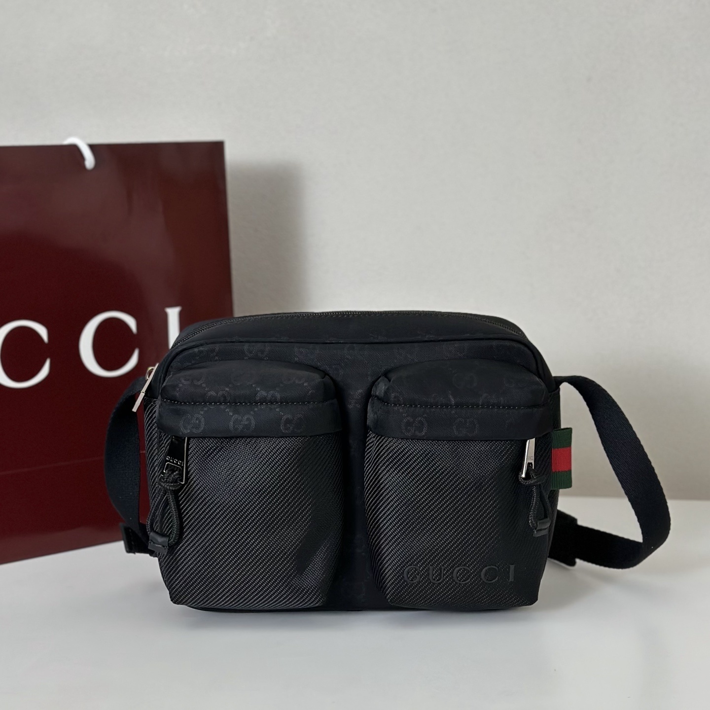 Gucci Nexus Small Crossbody Bag in GG nylon with a green and red Web detail black