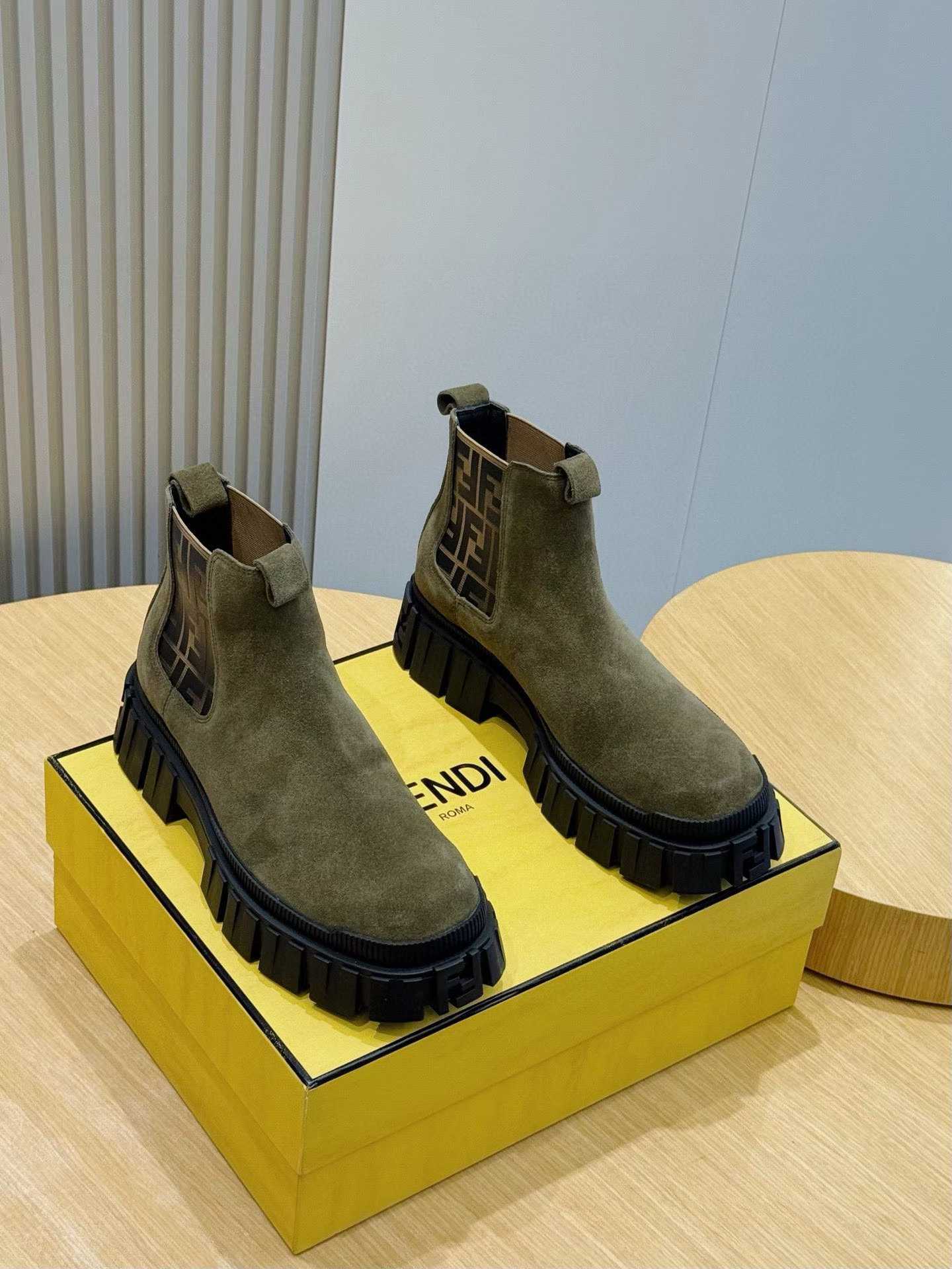fendi boots