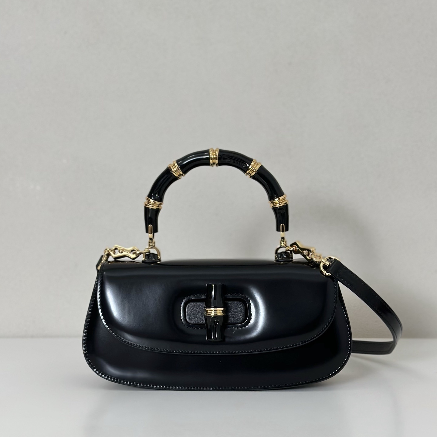 Gucci Bamboo 1947 top handle bag in black leather