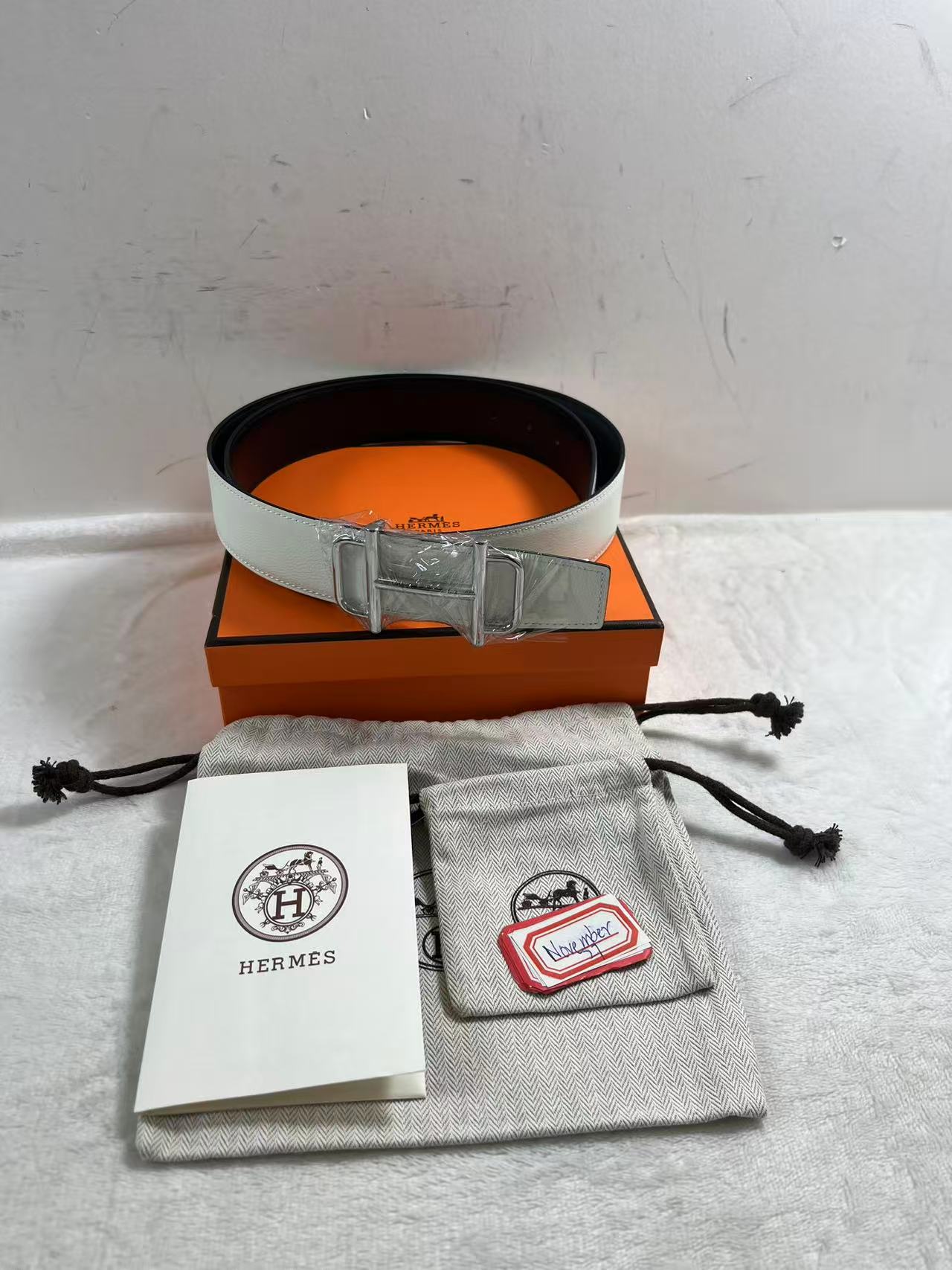 Hermes Royal belt buckle & Reversible leather strap38 mm