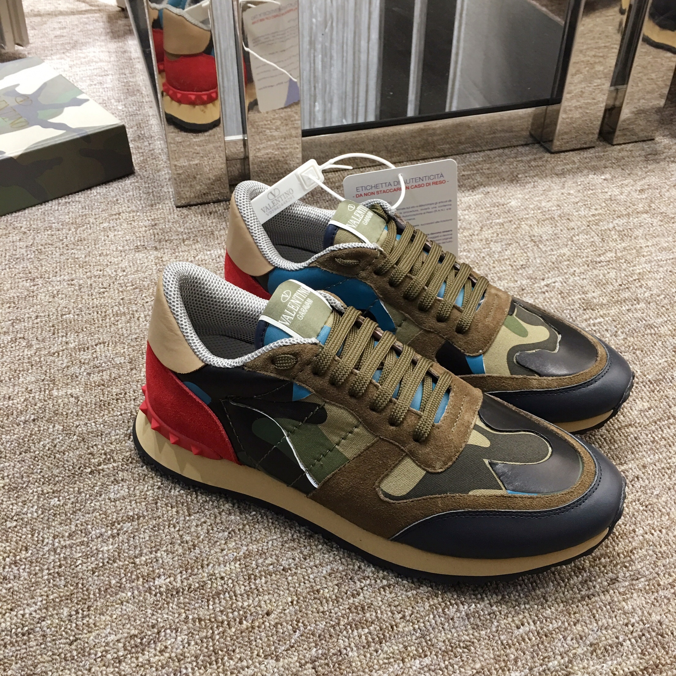 Valentino Sneaker