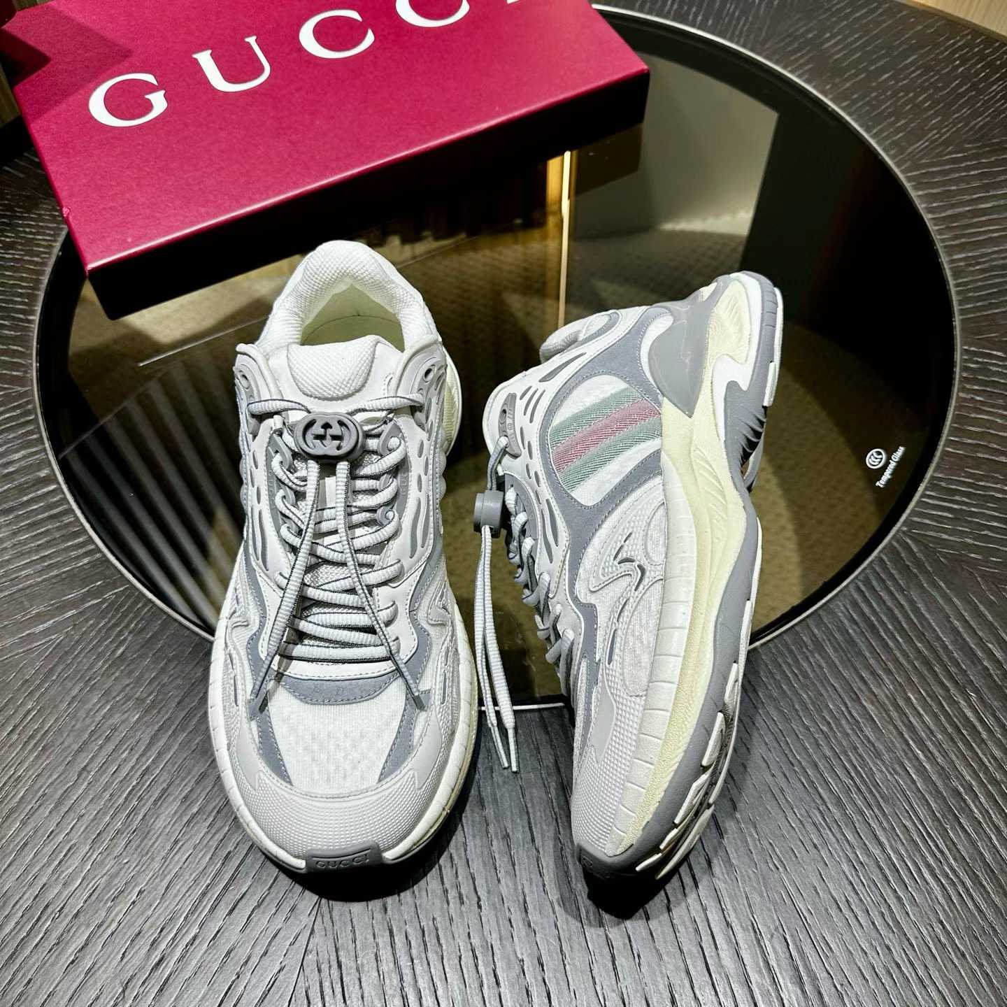 gucci shoe