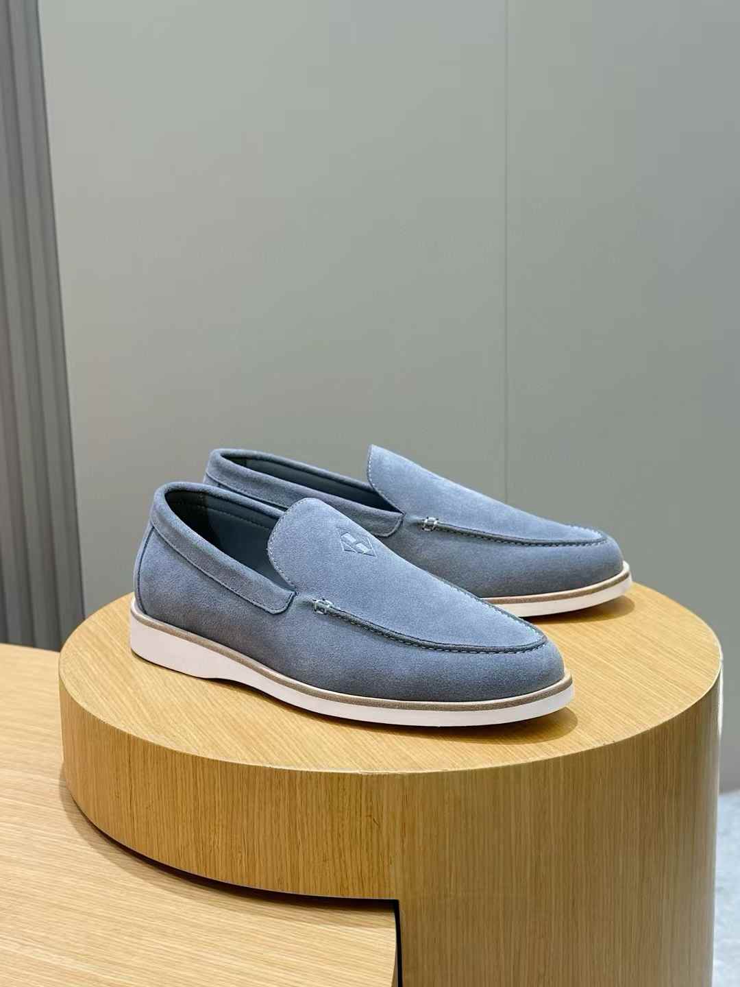 Hermès Moccasin Loafers Heridian in blue suede