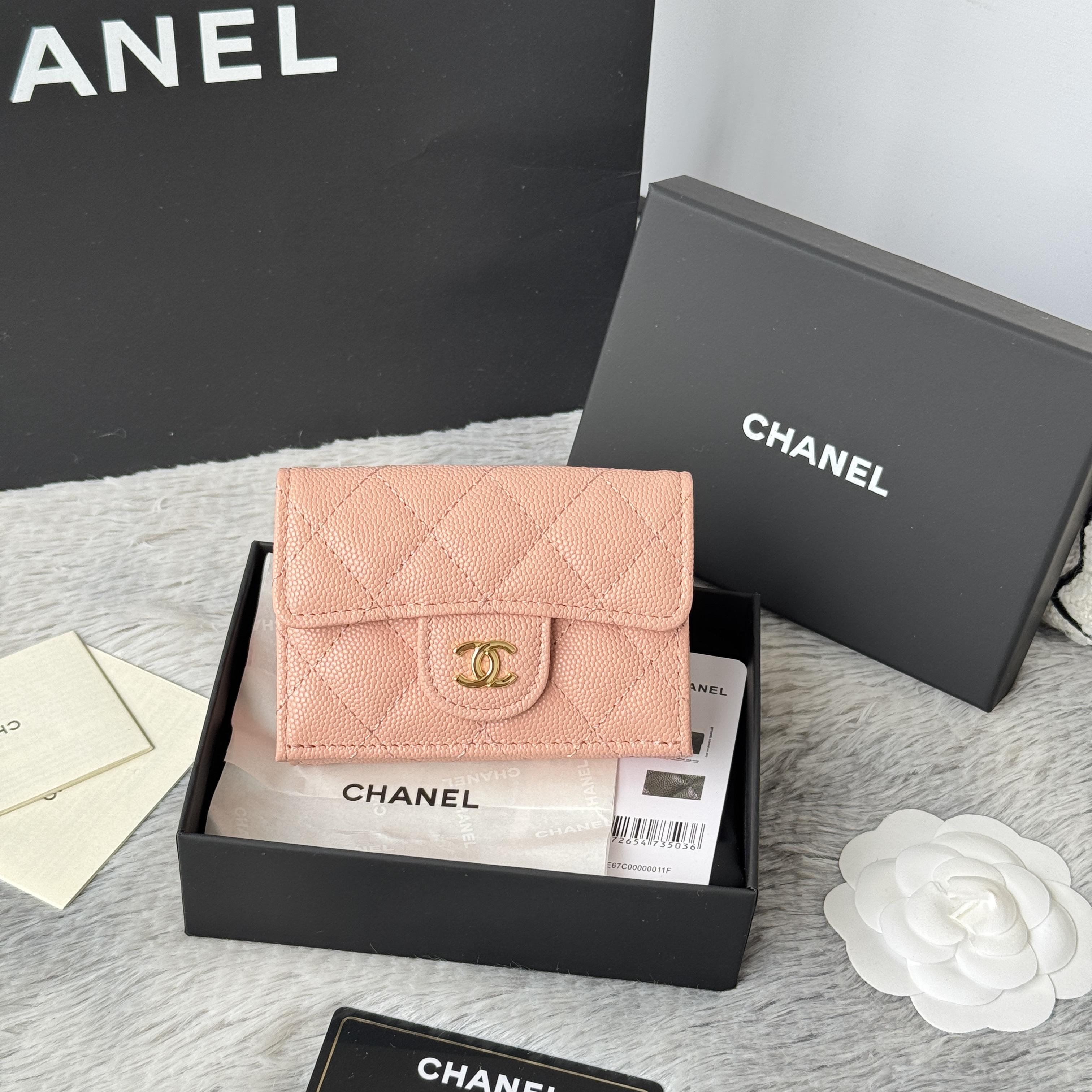 Chanel Classic pink quilted caviar leather trifold snap card holder wallet with gold hardware