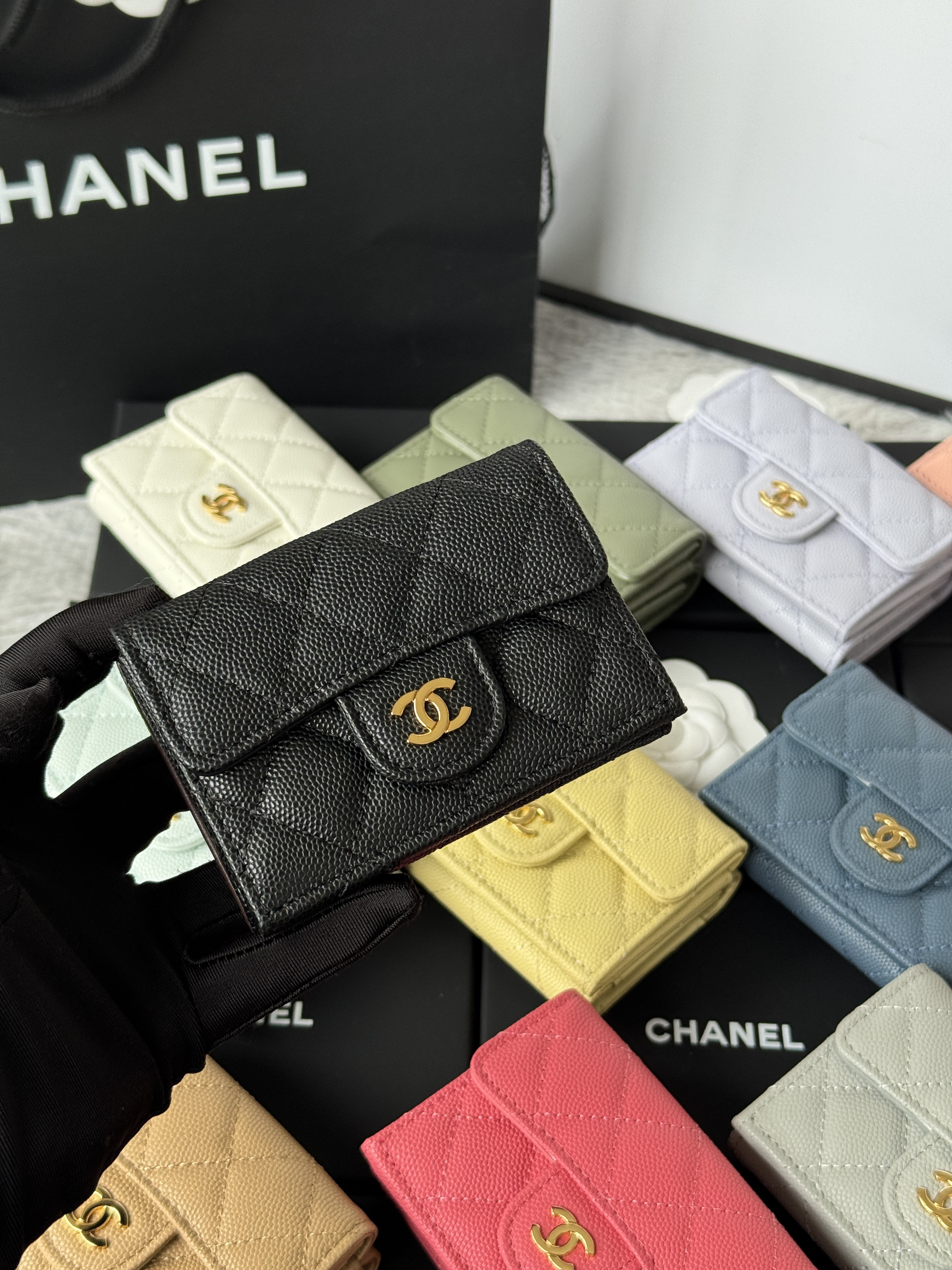 Chanel Classic small flap wallet in black grained calfskin leather