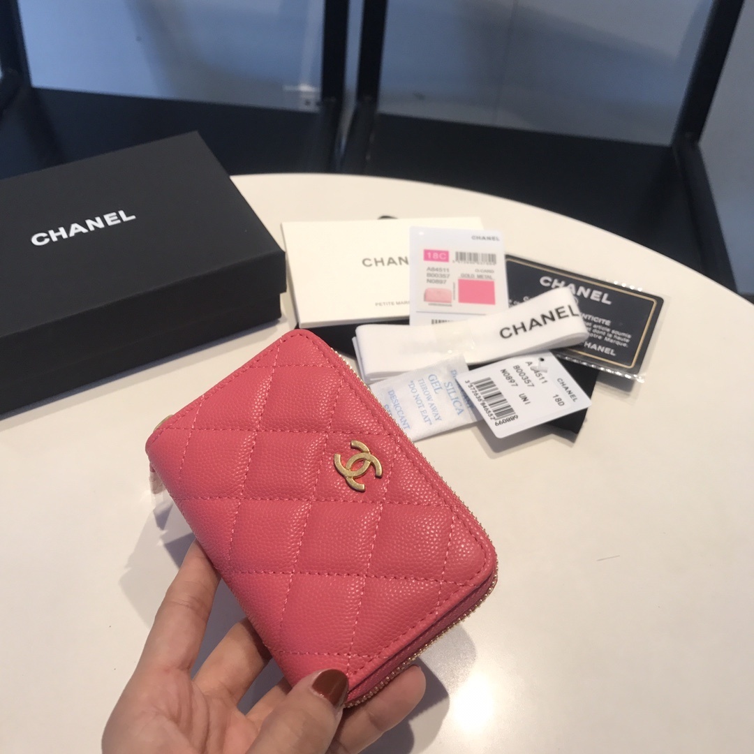 Chanel Classic Zipped Coin Purse in raspberry pink caviar leather