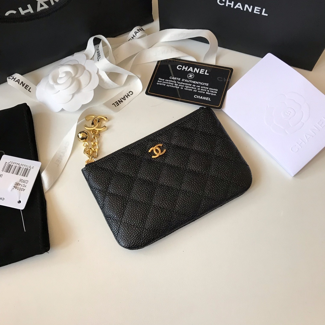 Chanel zipped pouch or card holder in black caviar leather